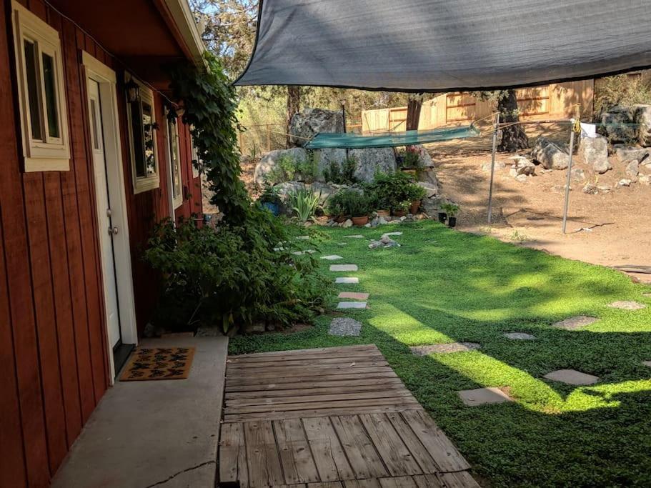 Sleeping Wolf Guest House Oakhurst Luaran gambar